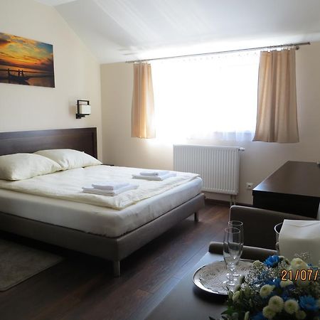 Hotel Pod Chelmem Ropa Экстерьер фото